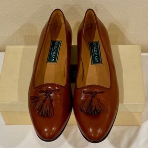 NEW Cole Haan Womens Tassel Loafers 9.5